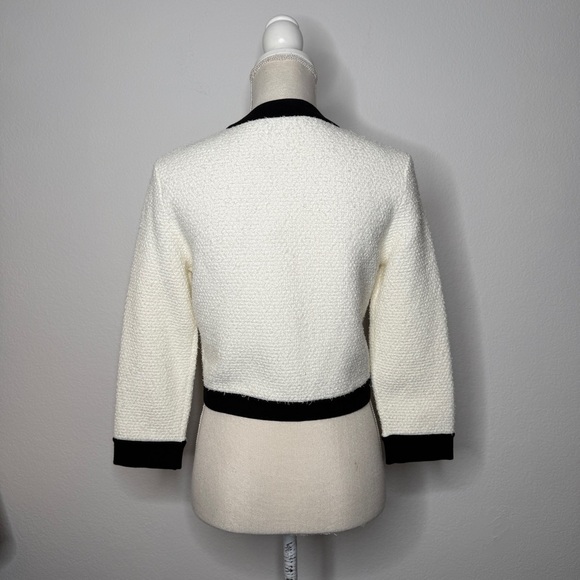 Alice + Olivia Claira Knit Cardigan Jacket Gold Buttons White Black NWT Size S - Picture 4 of 10